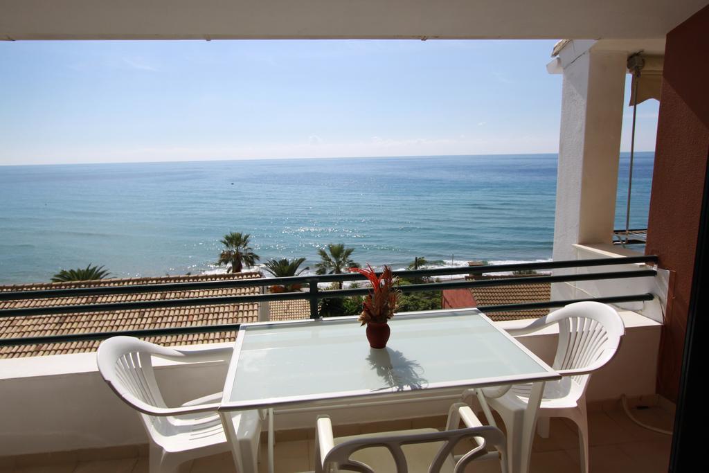 Corfu Glyfada Menigos Beach Apartments المظهر الخارجي الصورة