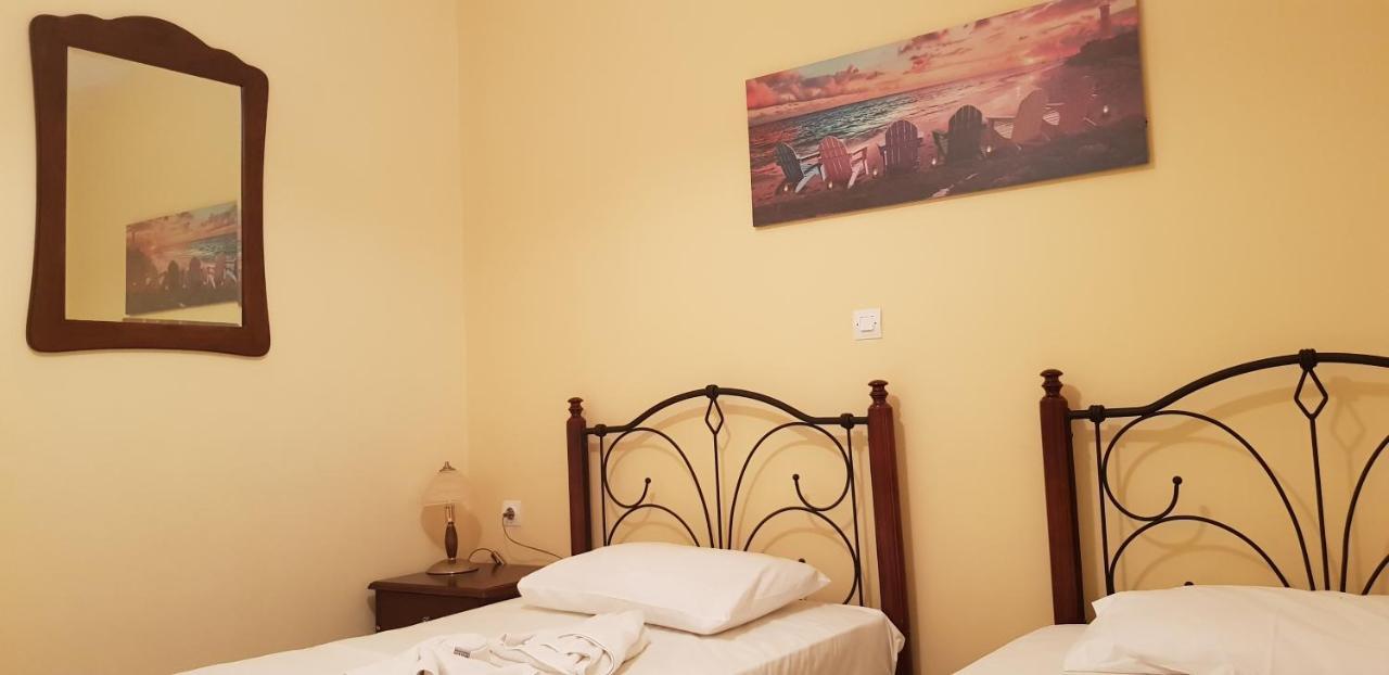 Corfu Glyfada Menigos Beach Apartments المظهر الخارجي الصورة