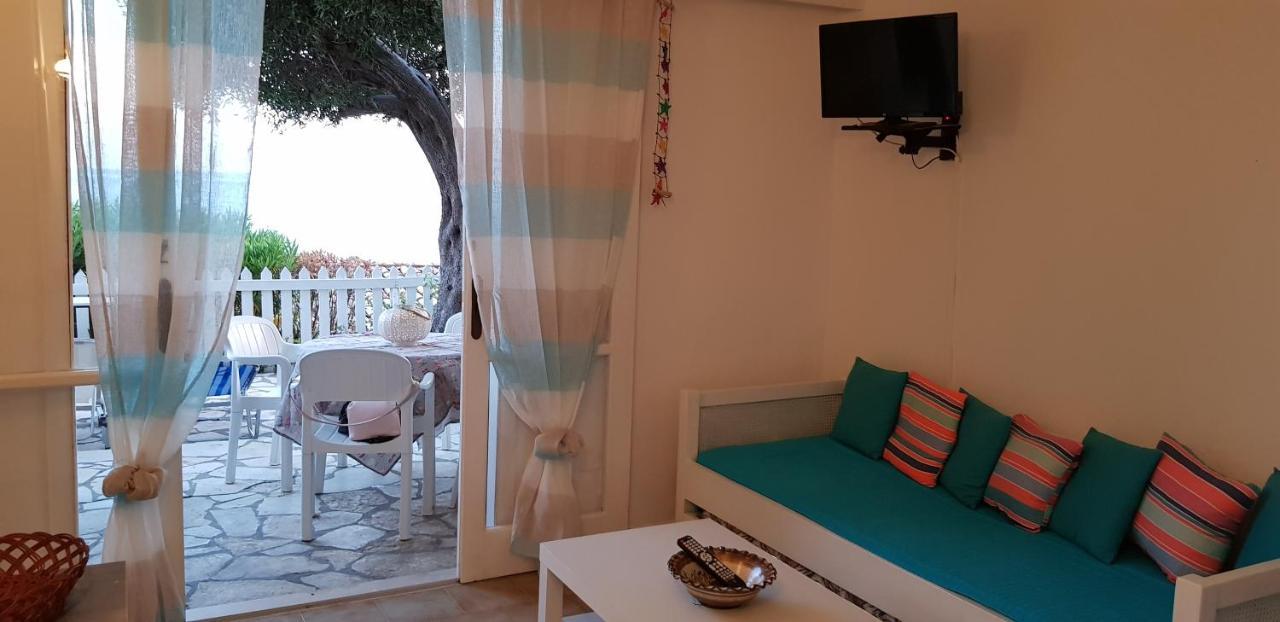 Corfu Glyfada Menigos Beach Apartments المظهر الخارجي الصورة