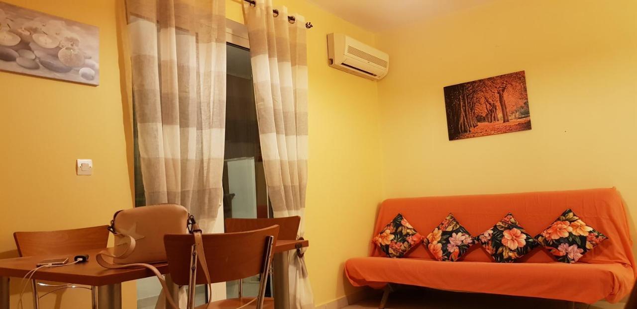 Corfu Glyfada Menigos Beach Apartments المظهر الخارجي الصورة