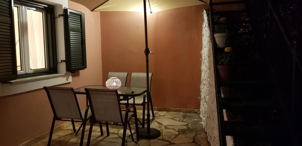 Corfu Glyfada Menigos Beach Apartments المظهر الخارجي الصورة