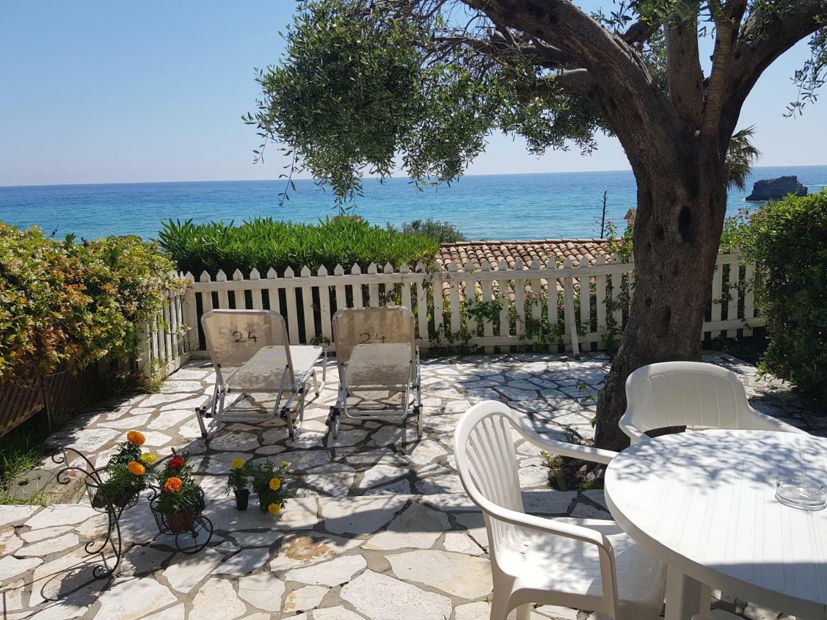 Corfu Glyfada Menigos Beach Apartments المظهر الخارجي الصورة